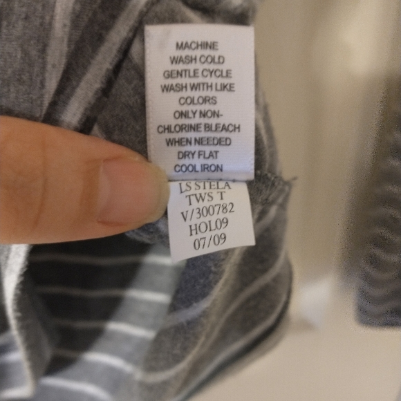 Banana Republic long sleeve shirt - Picture 6 of 7